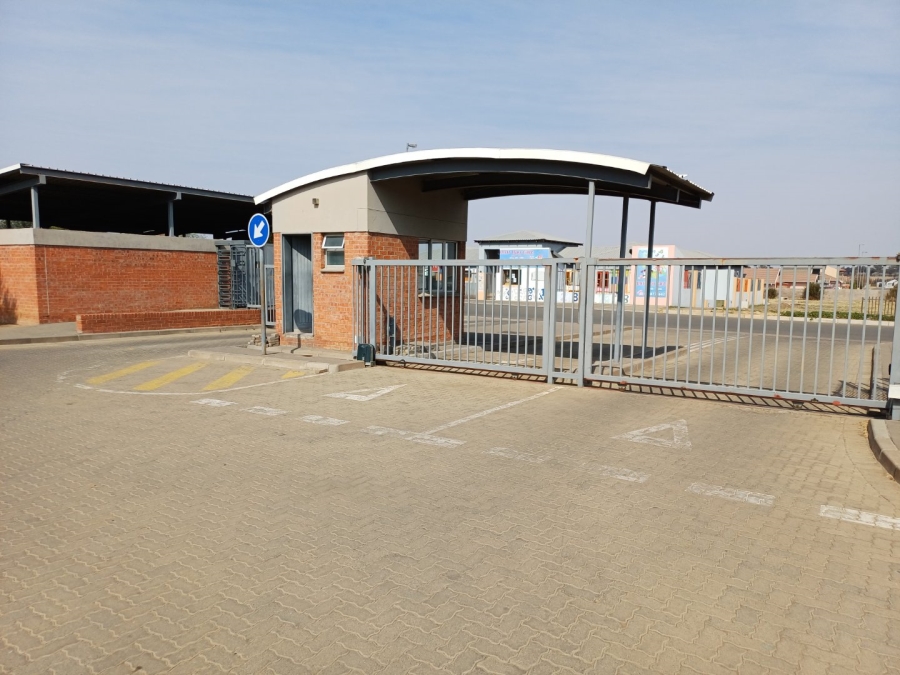 2 Bedroom Property for Sale in Raceway Free State